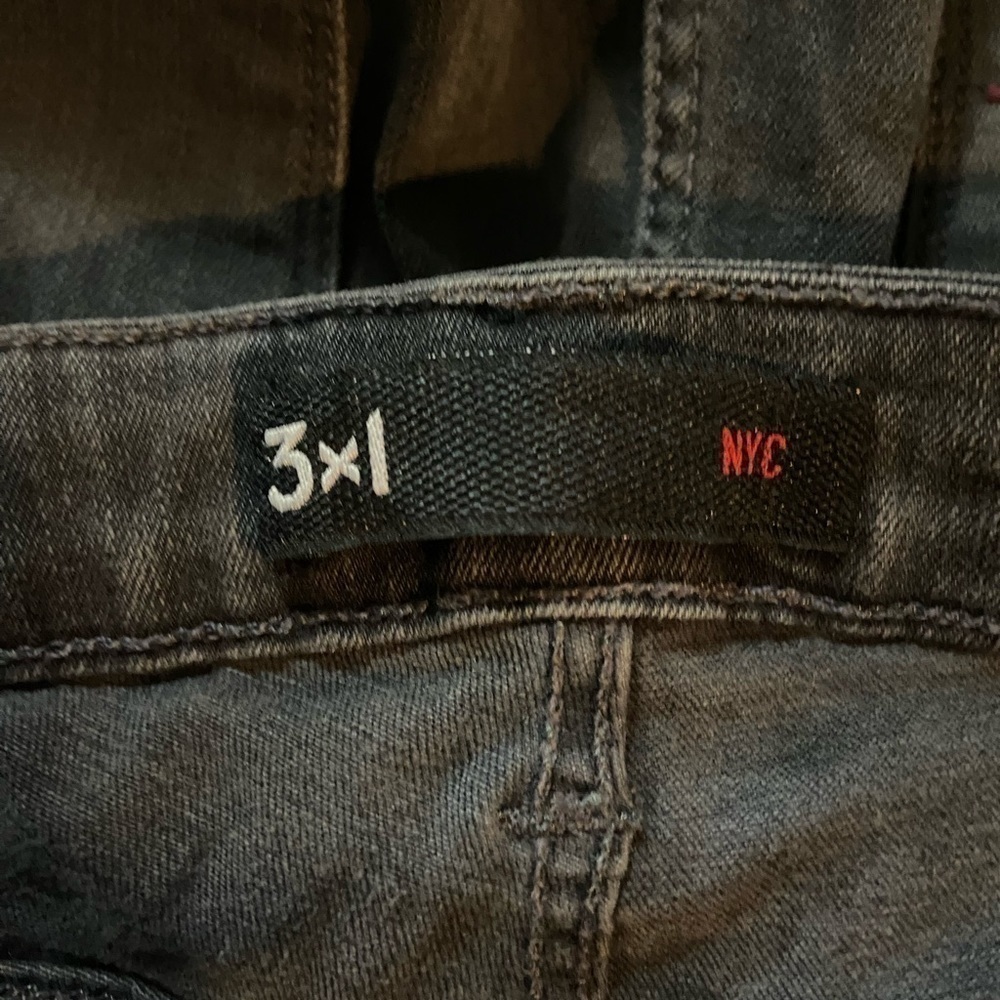 3x1 NYC Busted Knee Mid Rise Skinny in Golf - Picture 8 of 11